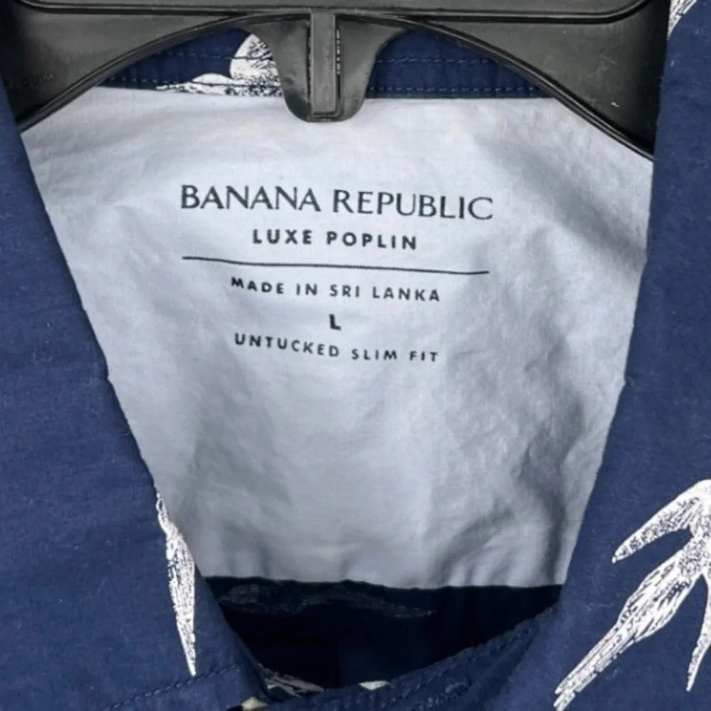 Banana Republic Shirt Mens L Navy Blue Bird Print‎ Luxe Poplin Untucked Slim Fit